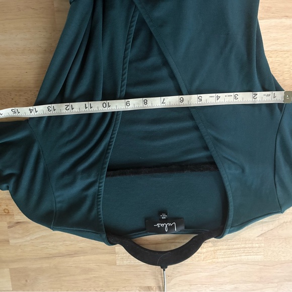 Lulu’s dress - Picture 7 of 8